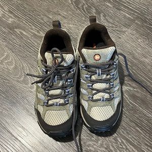 Merrell Moab Hiking Shoe / Sneaker
